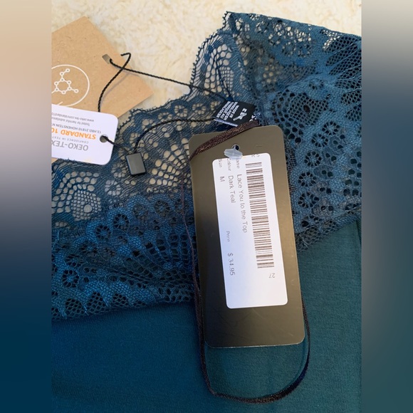 Silver Icing Lace You To The Top - Picture 2 of 2